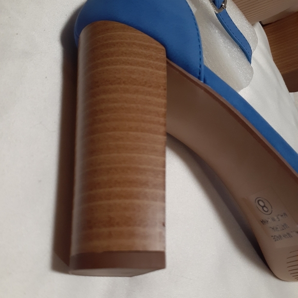 Blue High Heel Shoes - Picture 4 of 7